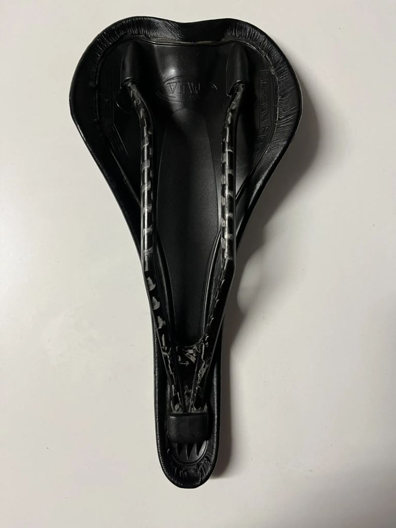 karbonové sedlo Selle Italia SLR 