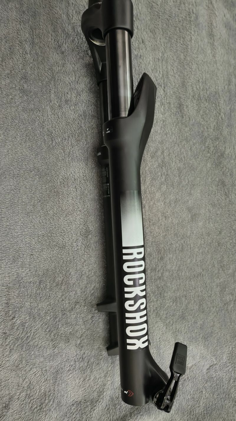 Rock Shox Recon Silver Boost / nef. LockOut