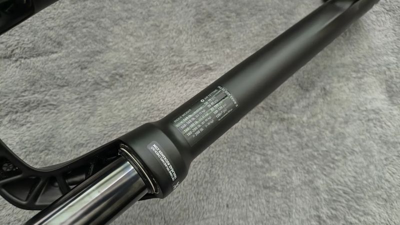 Rock Shox Recon Silver Boost / nef. LockOut