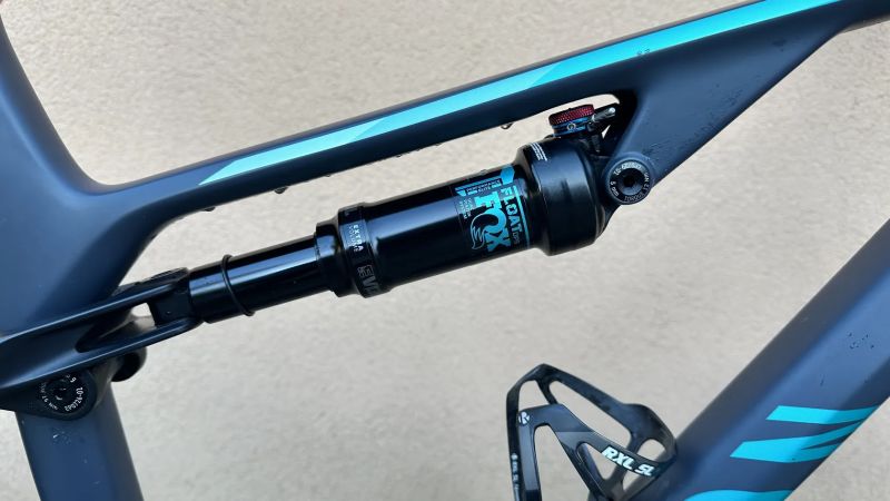 Canyon Lux CF 7