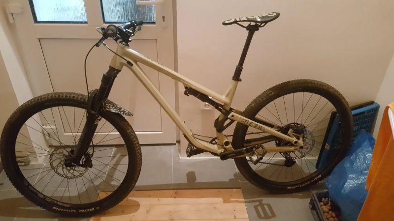 Commencal META 29 TR RIDE 2021 SAND, L, TOP STAV 