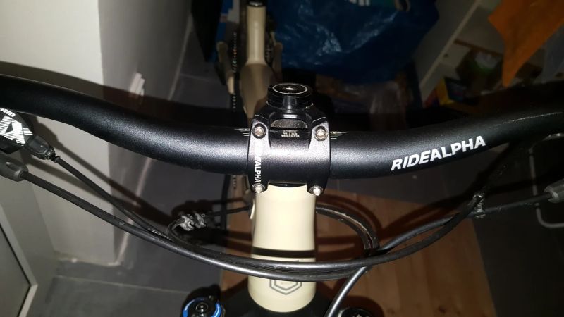 Commencal META 29 TR RIDE 2021 SAND, L, TOP STAV 