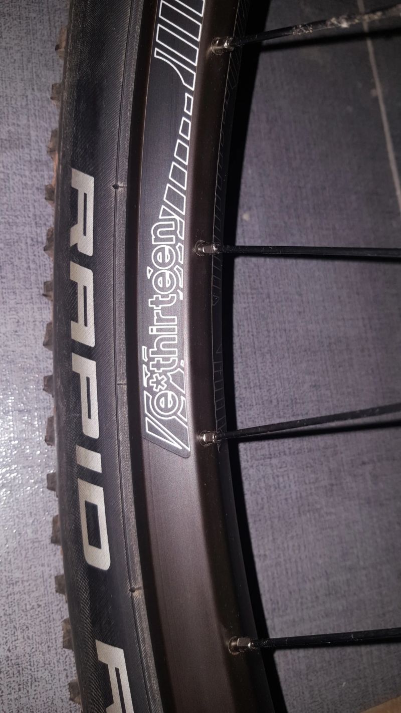 Commencal META 29 TR RIDE 2021 SAND, L, TOP STAV 