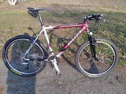MTB Kellys Magnus - SHIMANO DEORE