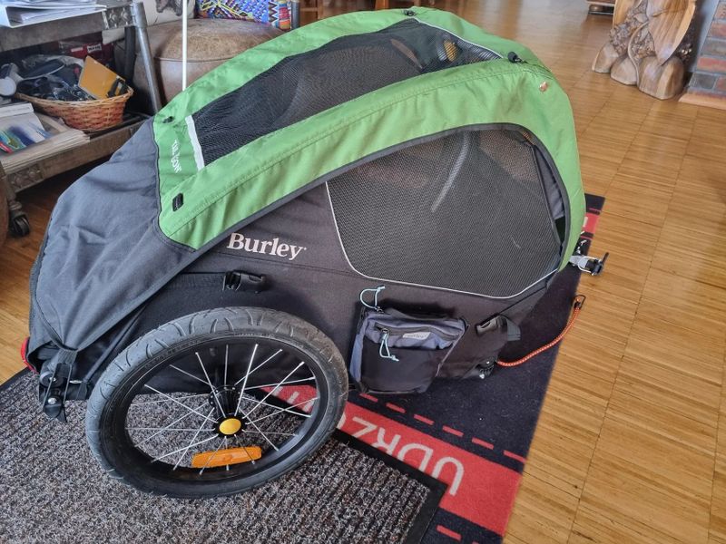 Prodám Burley Tail Wagon vozík za kolo pro psy