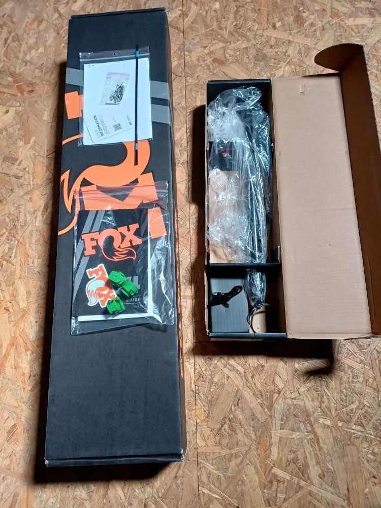 Ibis DV9 V1 (karbon, zakázková stavba) - XC/Trail bike