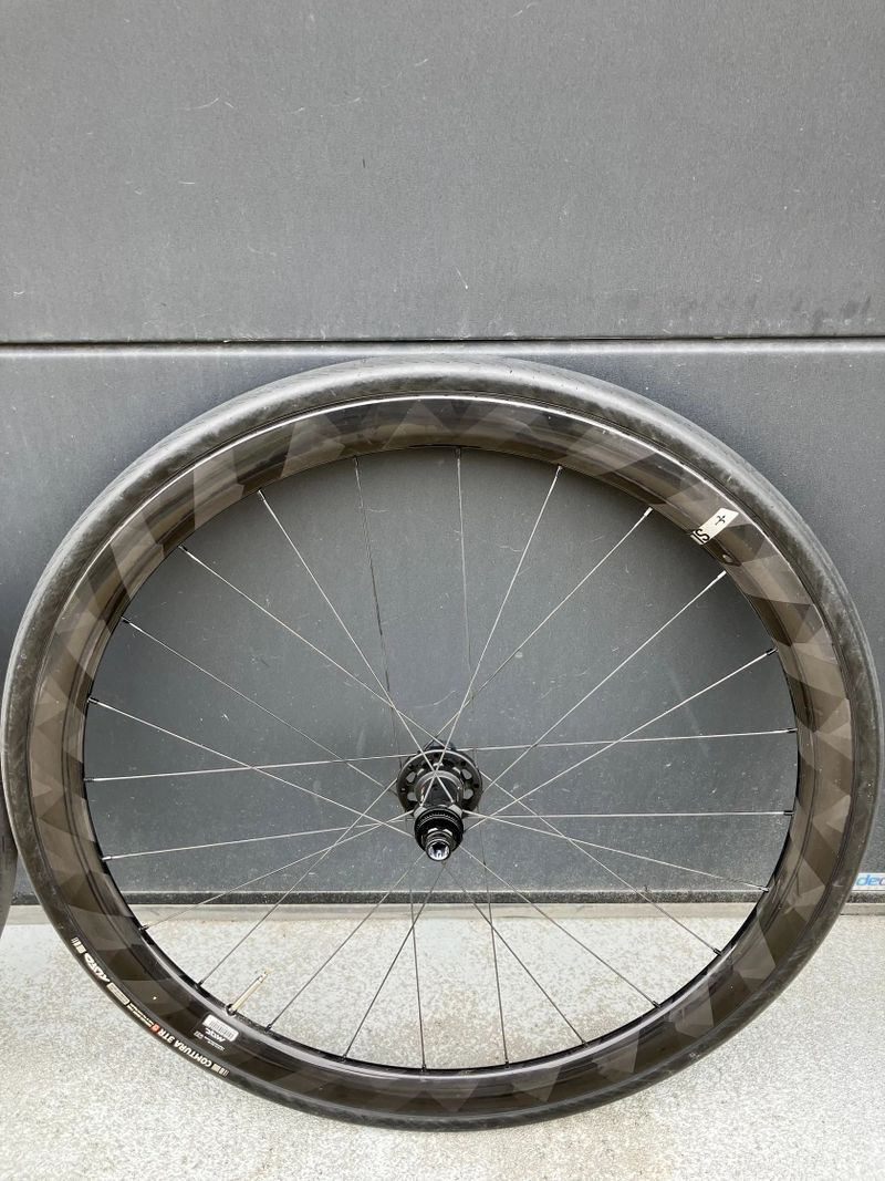 Zapletená kola Miche SLR 38
