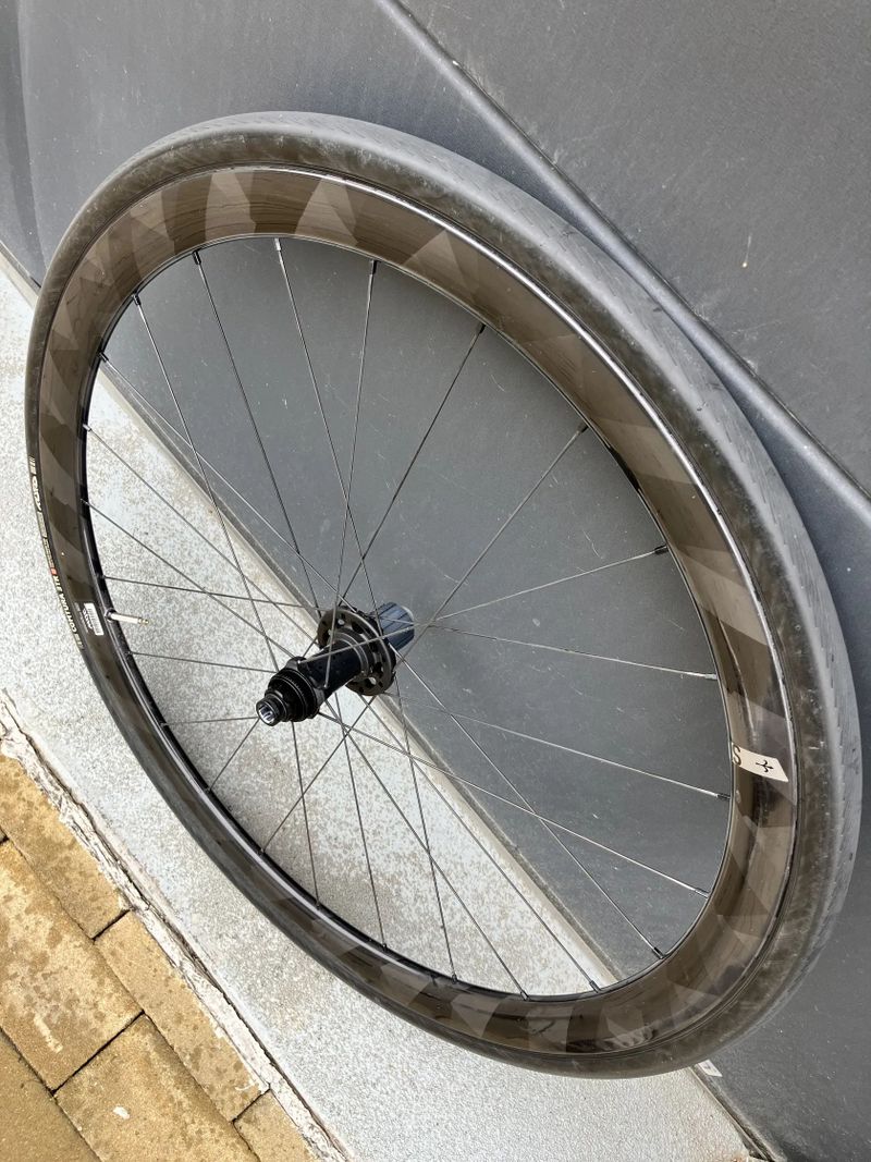 Zapletená kola Miche SLR 38