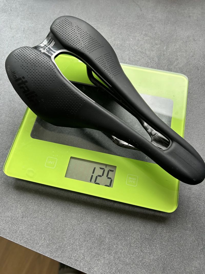 Selle Italia SLR carbon