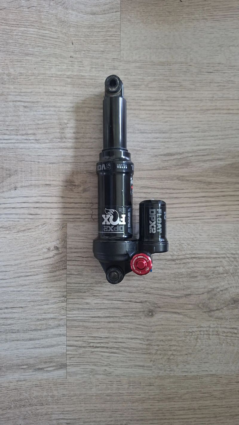 Fox dpx2 210x55