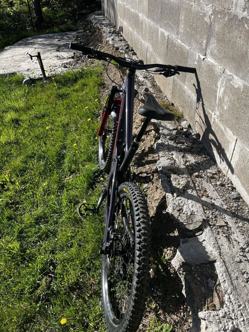 Santa Cruz Nomad Carbon S