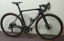 Superior - TEAM ISSUE ULTEGRA Di2 DISC ROAD RACE