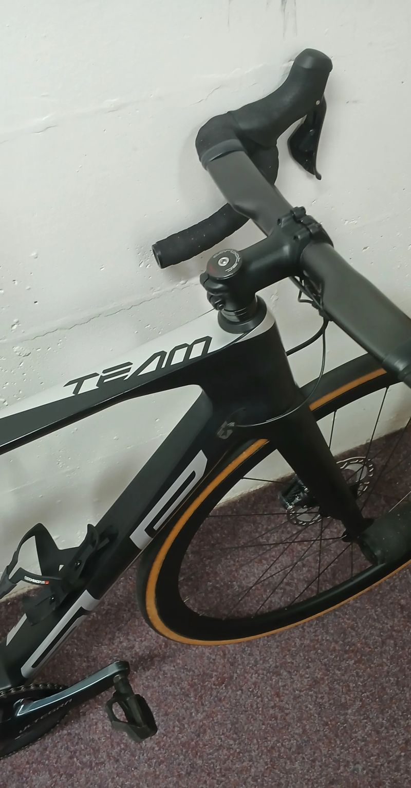 Superior - TEAM ISSUE ULTEGRA Di2 DISC ROAD RACE