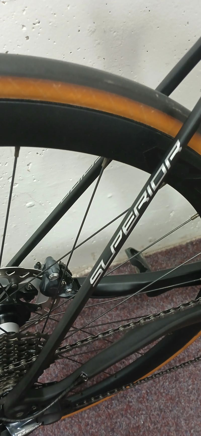 Superior - TEAM ISSUE ULTEGRA Di2 DISC ROAD RACE