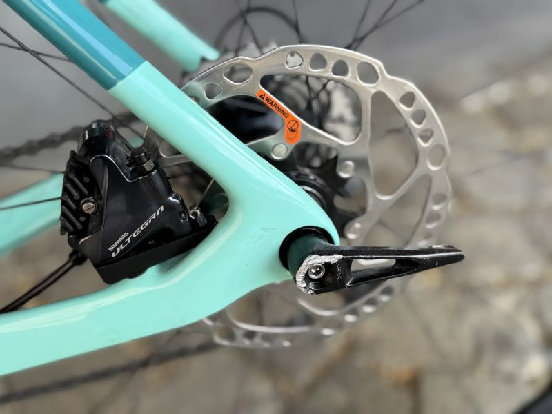Bianchi Oltre XR3 Disc Carbon – Ultegra – vel. 55 – TOP STAV