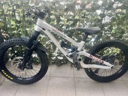 Commencal Clash 20