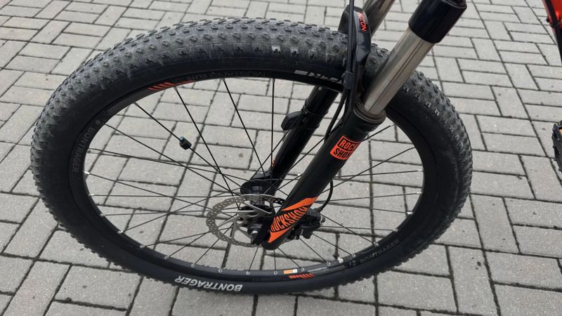 Horské kolo TREK Superfly 5 Roarange (19,5“ rám, 29" kola)