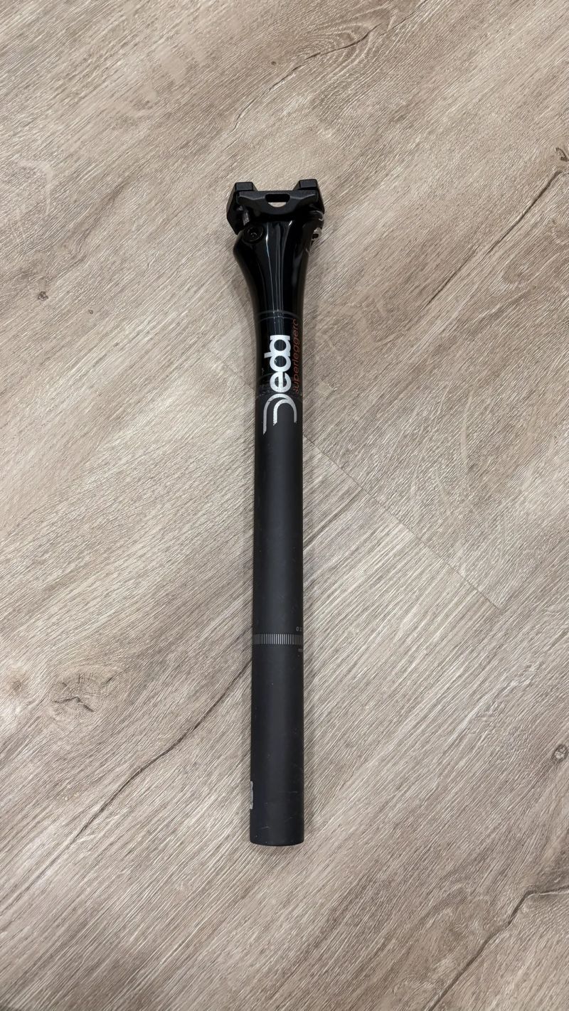 Sedlovka Deda Superleggero off-set 0mm, 27,2 mm, karbon