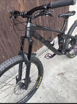 Trek Remedy 8