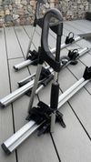 Nosič kol Atera + Střešní nosič Hakr + HAKR Nosič lyží pro 6 párů + HAKR Nosič lyží pro 6 párů