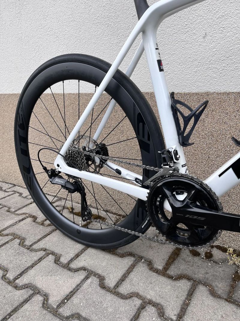 Trek Emonda SL5