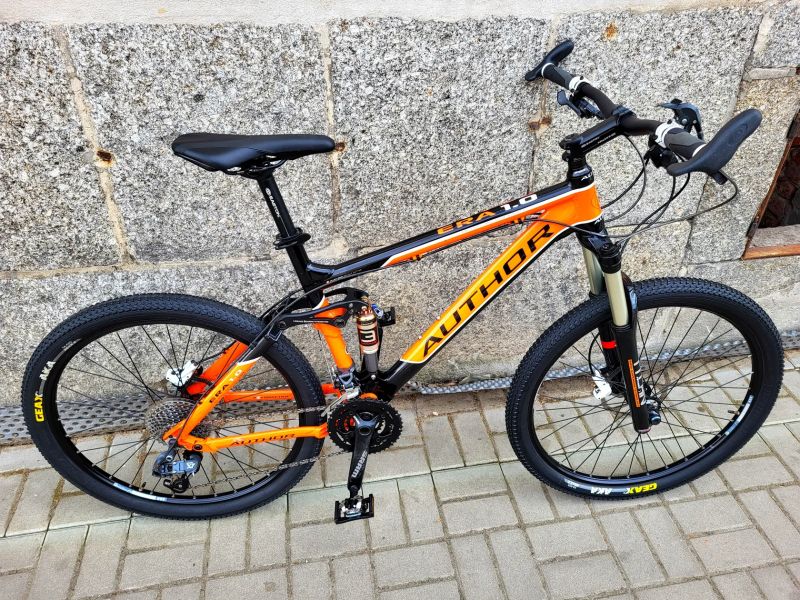 AUTHOR ERA 1.0 CELOODPRUŽENÉ SRAM X7/RST TITAN RLO/EPICON LO/vel.L 