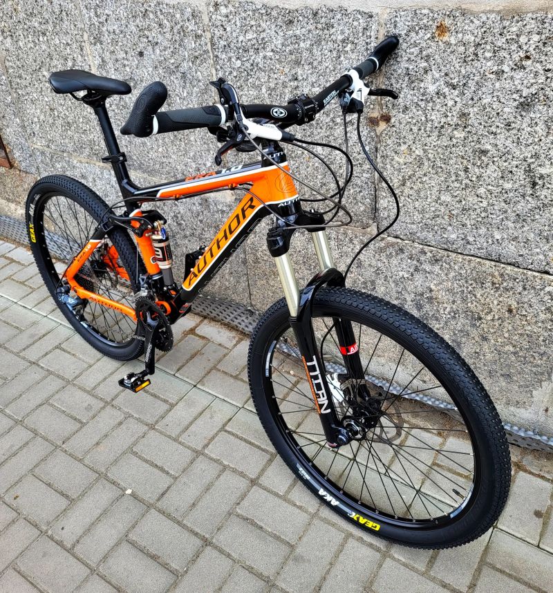 AUTHOR ERA 1.0 CELOODPRUŽENÉ SRAM X7/RST TITAN RLO/EPICON LO/vel.L 