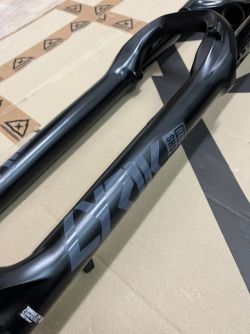 Vidlice Rock Shox Lyrik Select RC C3, 29", 170mm