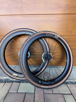 Prodám zapletena kola DT Swiss 1100 GRC