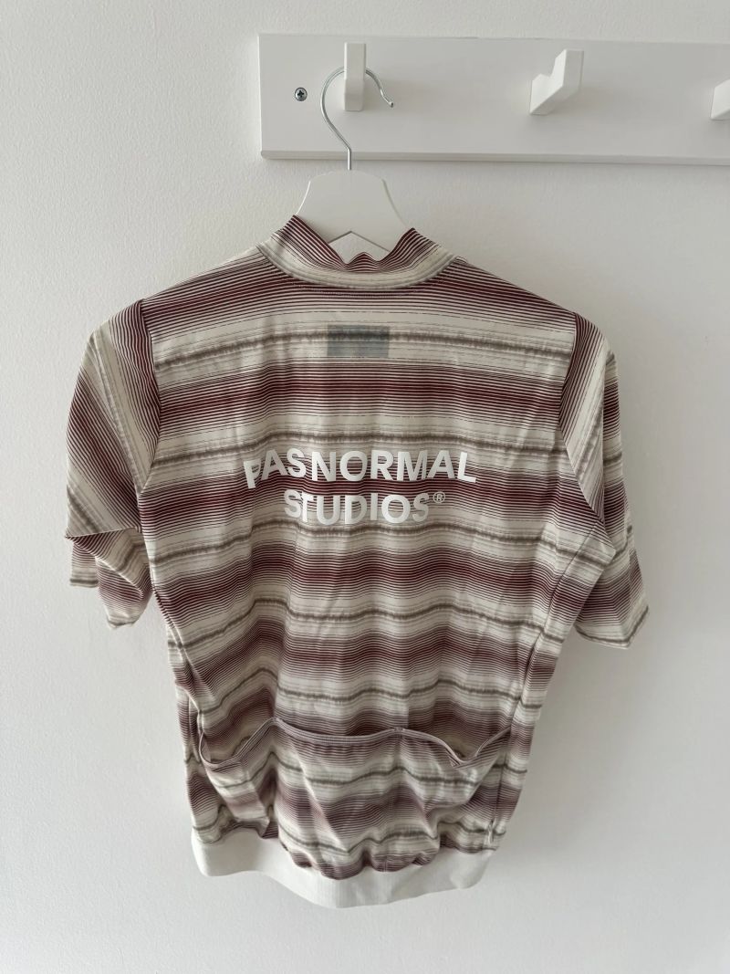 Cyklistický dres Pas Normal Studios Essential Jersey - Off White Stripe - vel XL
