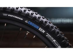 Pár plášťů Vee Tire Crown Gem 24 x 2,25