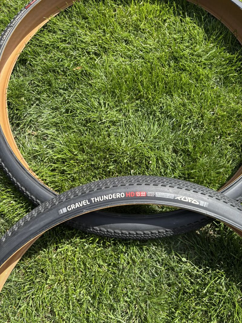 Tufo Gravel Thundero HD 44mm