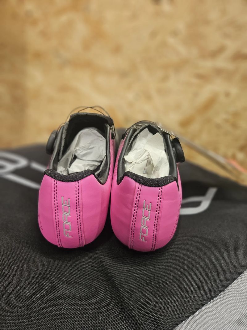 NOVÉ MTB tretry Force Victory Lady - vel.39