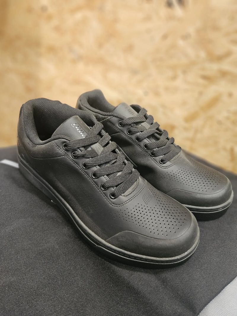 NOVÉ MTB boty Force Spirit - vel. 43