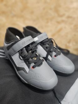 NOVÉ MTB boty Downhill - vel. 42,46