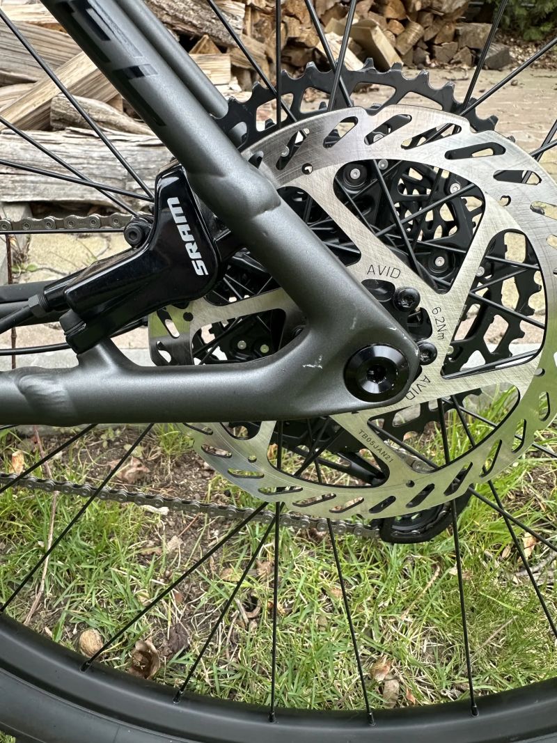 Specialized DH bike / SRAM / top stav/nízká cena