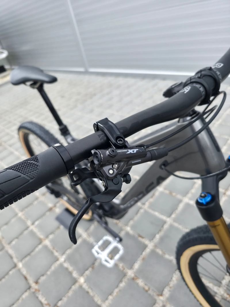 Orbea OCCAM M10 Carbon 2021 29″ - velikost L / Top stav / Shimano XT / FOX 34 Kashima