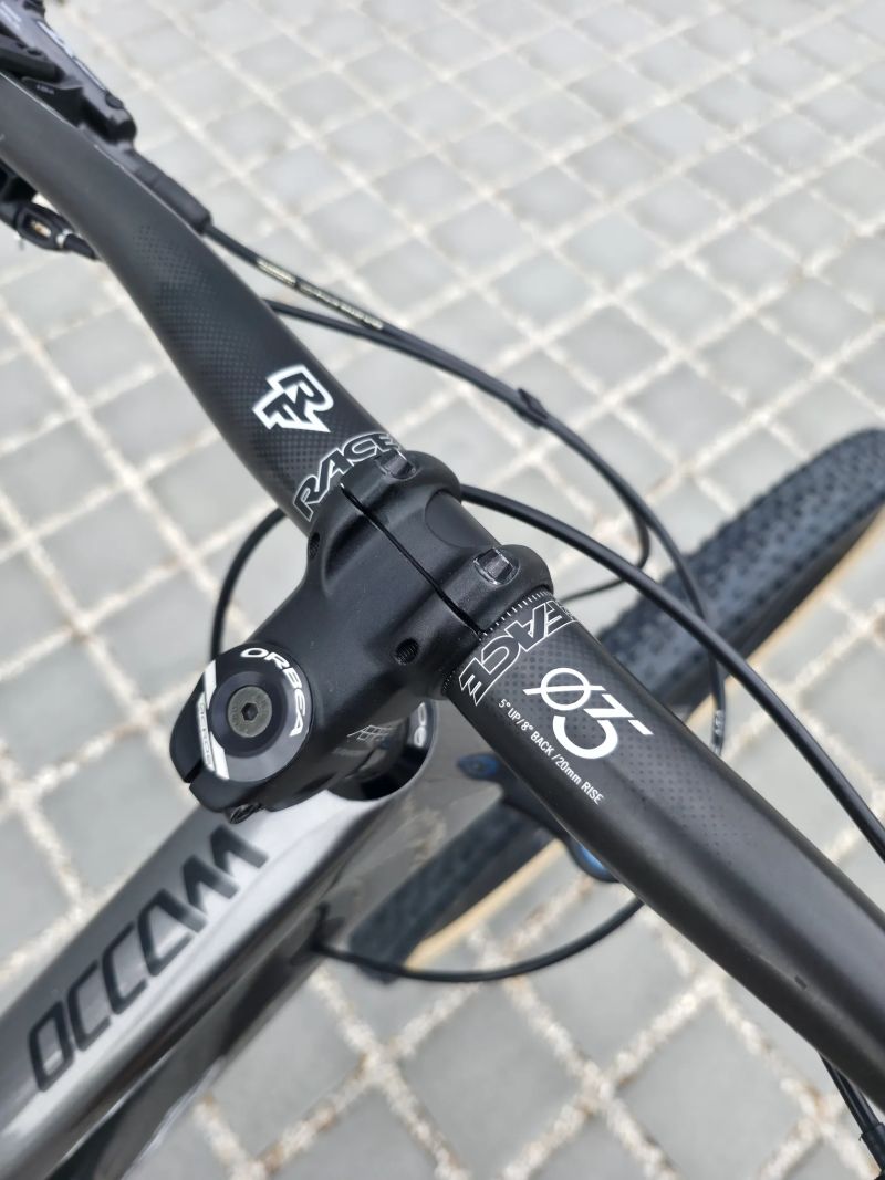 Orbea OCCAM M10 Carbon 2021 29″ - velikost L / Top stav / Shimano XT / FOX 34 Kashima