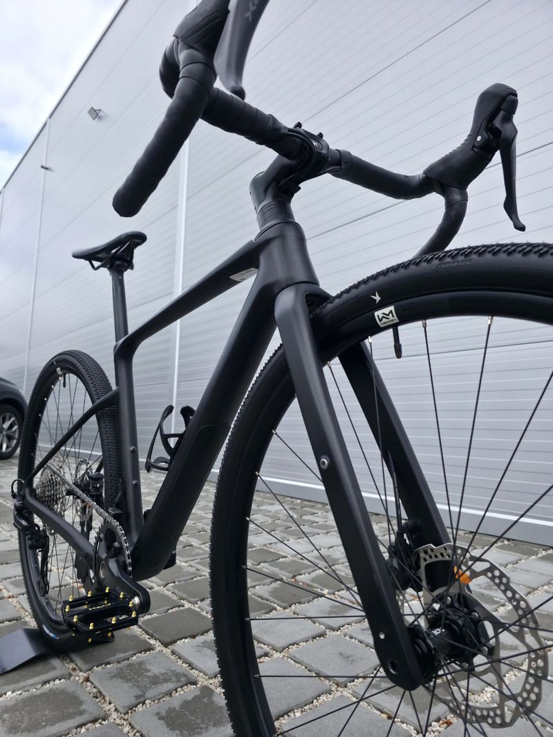 Gravel CUBE Nuroad C:62 ONE carbon blackline 2026 – velikost XS