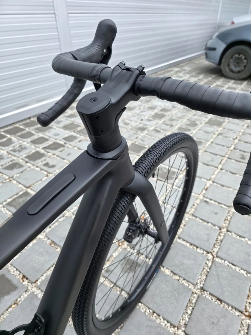 Gravel CUBE Nuroad C:62 ONE carbon blackline 2026 – velikost XS