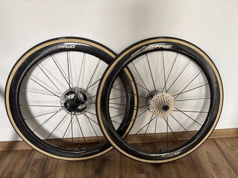 FFWD Karbonová kola RAW CS (44 mm) 