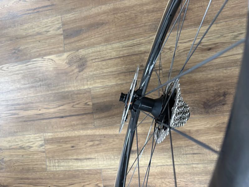 FFWD Karbonová kola RAW CS (44 mm) 
