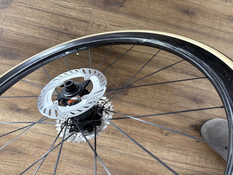 FFWD Karbonová kola RAW CS (44 mm) 