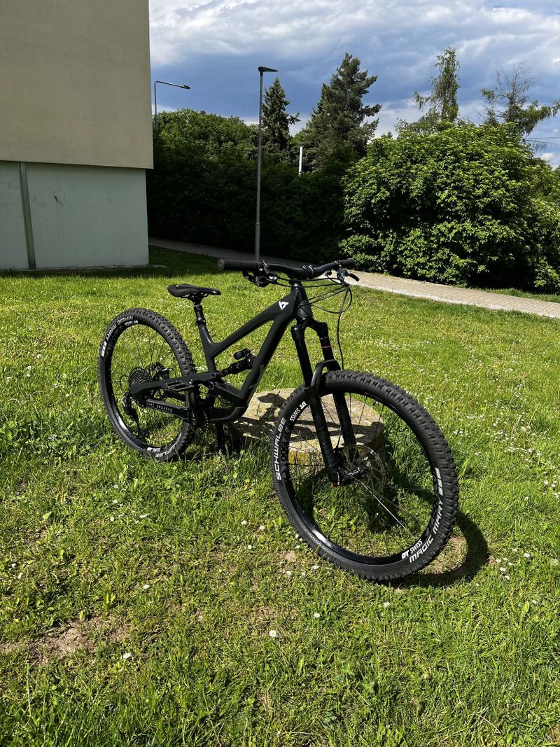 YT Industries Capra core 1