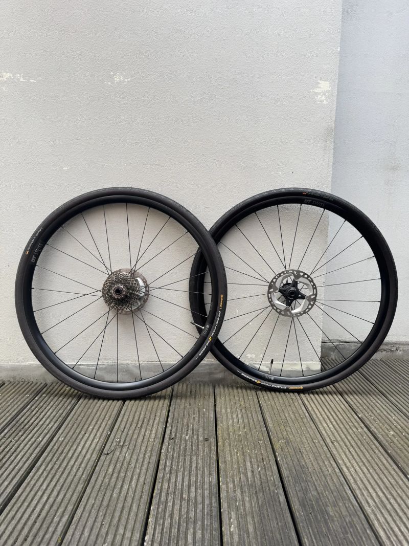 Canyon Ultimate CF SL 8 Disc