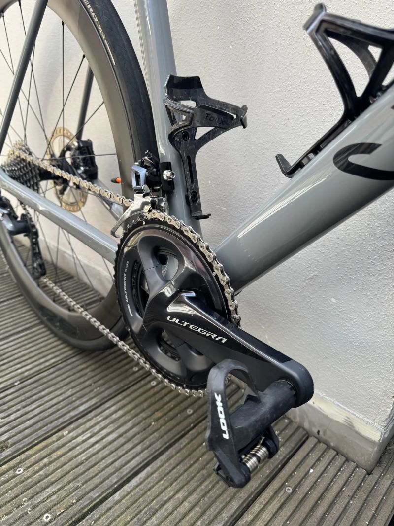Canyon Ultimate CF SL 8 Disc