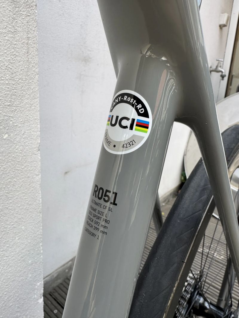 Canyon Ultimate CF SL 8 Disc