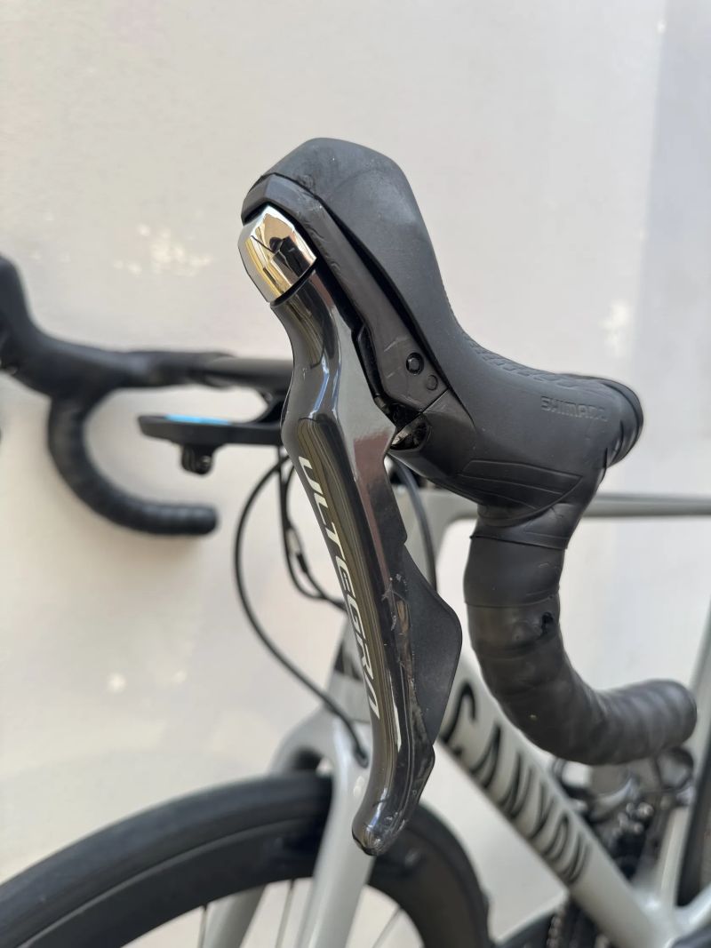 Canyon Ultimate CF SL 8 Disc