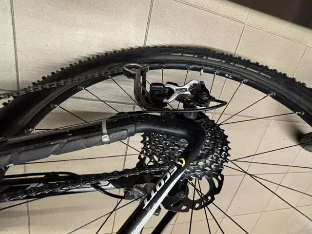Scott Scale RC600 7,9 kg