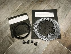 Silniční převodníky AbsoluteBLACK PREMIUM OVAL ROAD 110/4bcd 